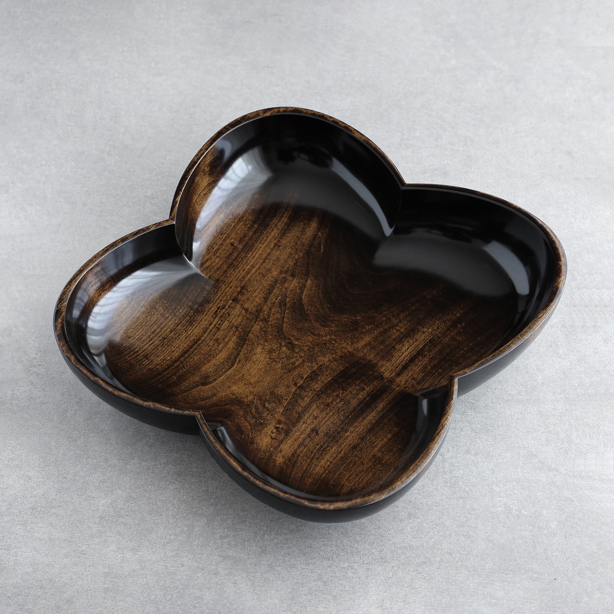 岩本 忠美 | 栃拭漆盛鉢 - Analogue Life